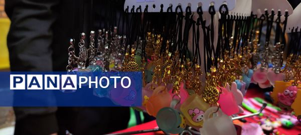 بازارچه کارآفرینی دانش آموزان دبیرستان پژمان بختیاری مشهد 