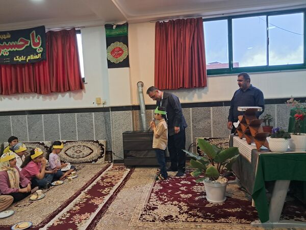 جشن اختتامیه خانه قرآن تسنیم در حسینیه اباذر