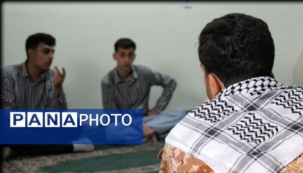 جلسه شورای محوری بسیج دانش‌آموزی در مدرسه علوی 2 شهرستان قدس