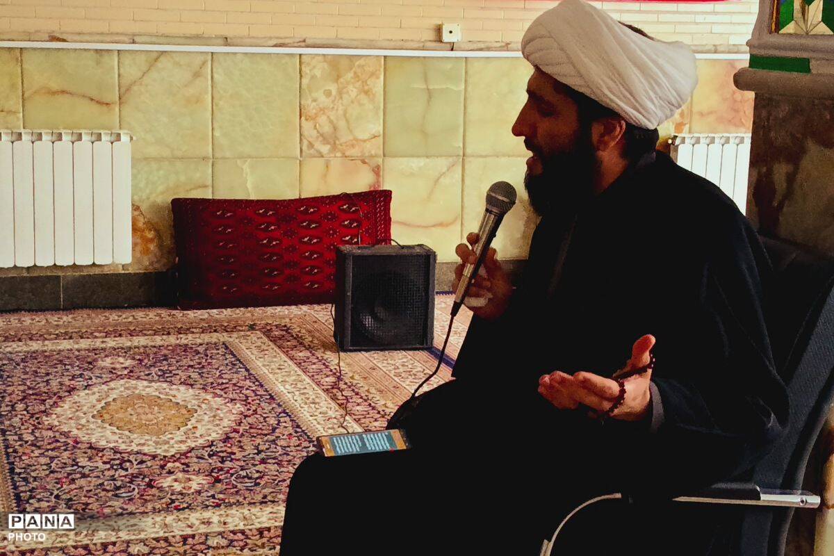آیین معنوی دعای توسل در دارالقرآن امام مهدی (عج) موسسه کرامت شهرستان ری