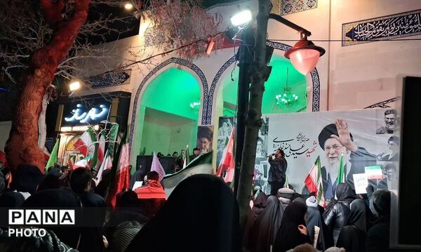 خروش مردم مشهد در اجتماع های بزرگ مردمی