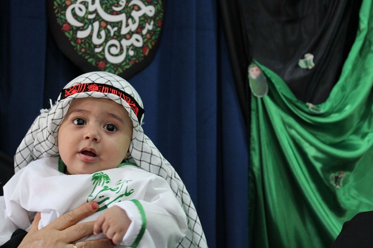 همایش بزرگ شیر خواران حسینی در مصلا نماز جمعه چهاردانگه