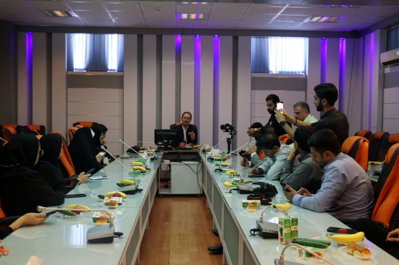 نشست خبری اتاق کنترل وضعیت ستاد انتخابات مشهد 