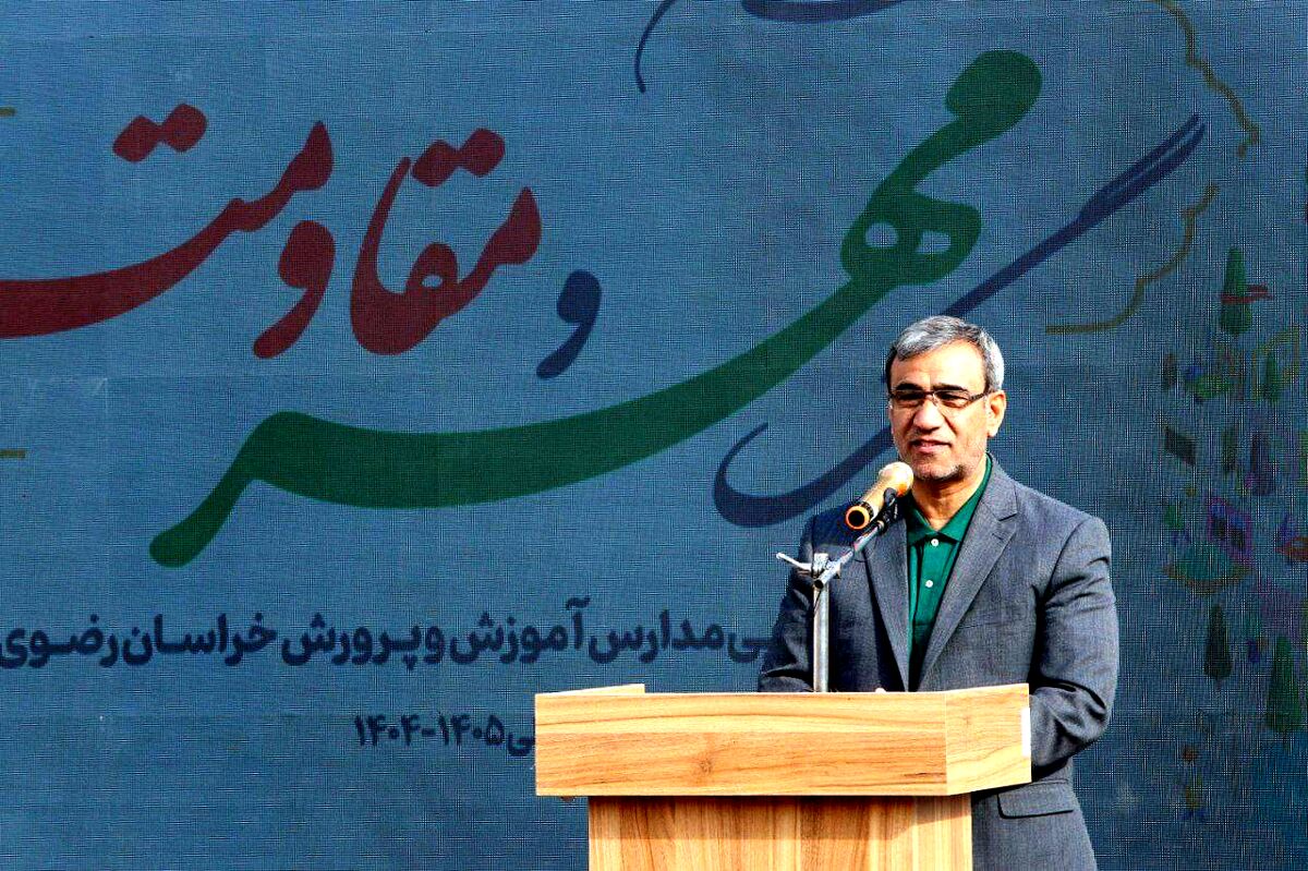 همنشینی میدان دانش و روحیه مقاومت، رمز اقتدار ملی است