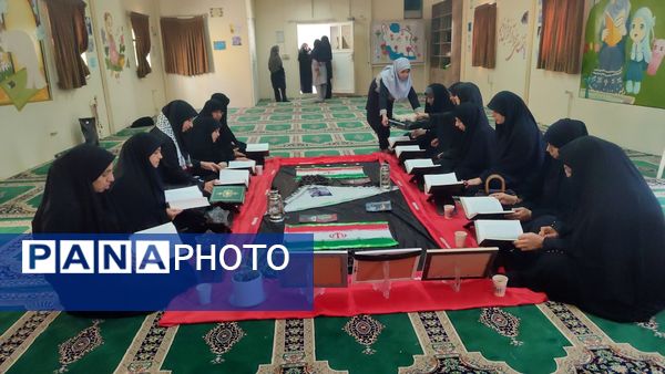 مراسم بزرگداشت شهید سید حسن نصرالله در دبستان شاهد حاج تقی آقا بزرگ ناحیه یک مشهد