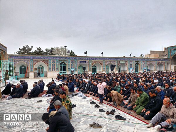 نماز جمعه در شهرستان کاشمر 