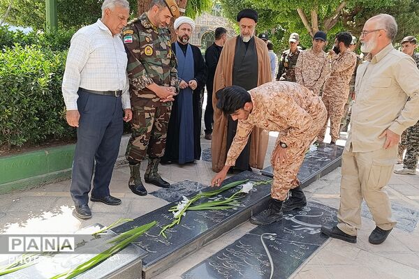 خرمشهرِ خدمت» در شهریار؛ مسئولان با لاله‌های گلزار پیمان بستند