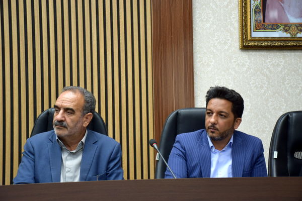 نشست هم‌اندیشی معاون استاندار با موسسان و مدیران مدارس غیردولتی تربت حیدریه 