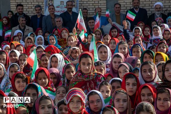 افتتاح همزمان سه پروژه آموزشی و پرورشی در شهر چنار