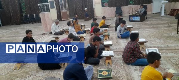 جلسه قرآنی و آموزش تخصصی قرائت قرآن کریم شهدای فدافن