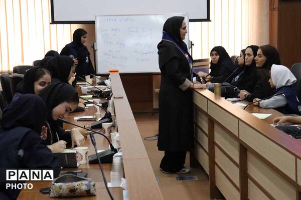 برگزاری کارگاه آموزش عکاسی با موبایل ویژه خبرنگاران پانا در صداوسیمای خراسان شمالی