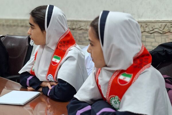 جلسه هم‌افزایی و توانمندسازی دانش‌آموزان جدیدالورود خبرگزاری پانا قرچک