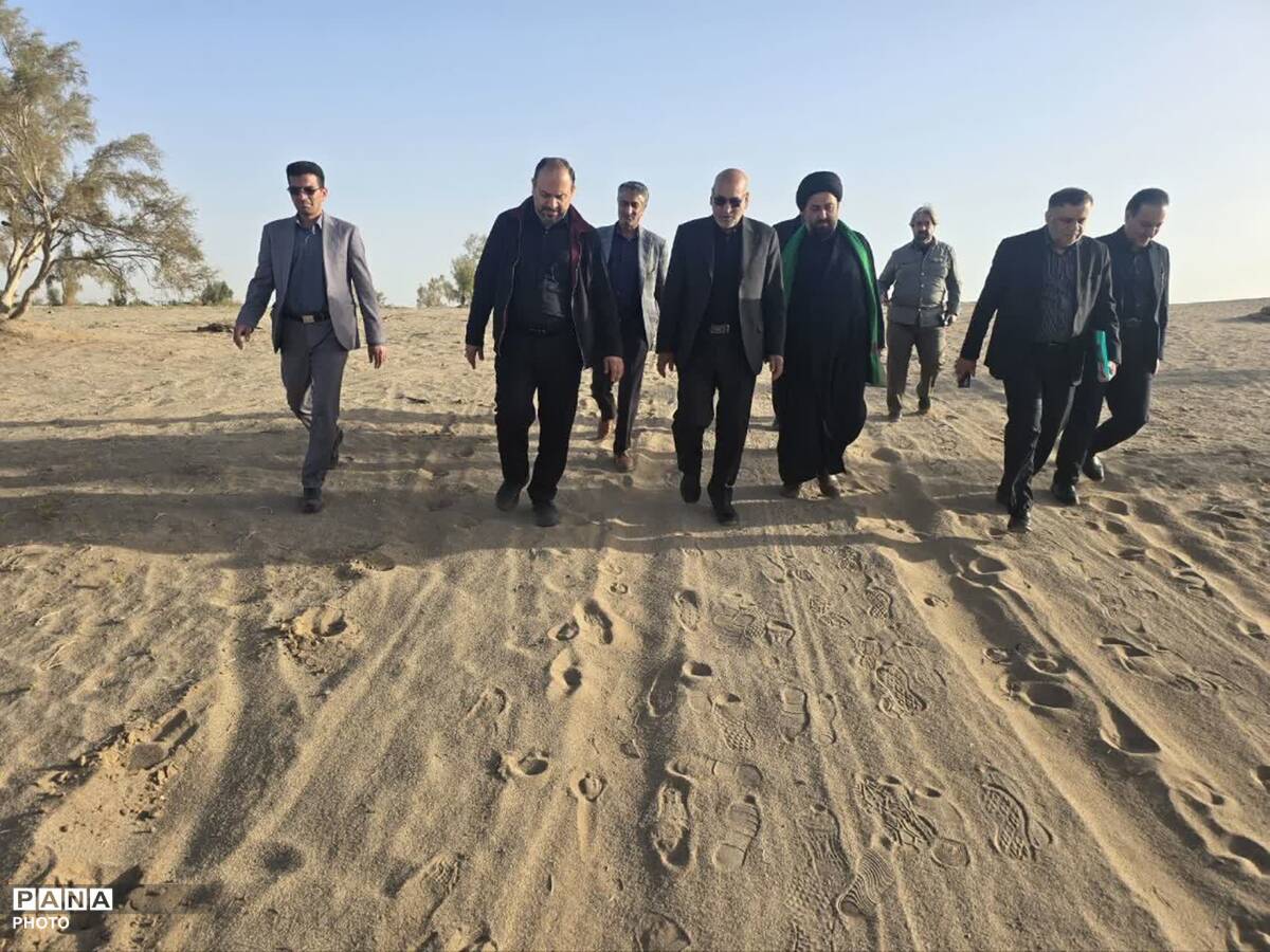 بازدید معاون پرورشی و فرهنگی وزارت آموزش و پرورش از اردوگاه کویری زارچ