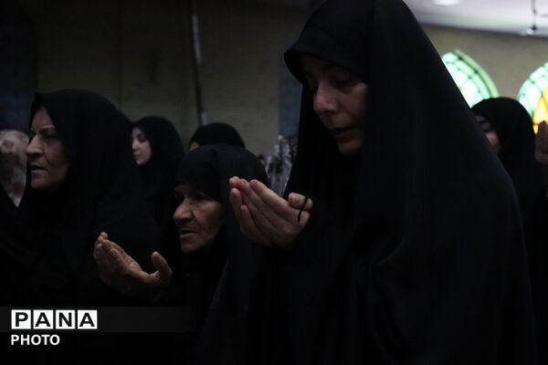 تجلی عهد دوباره در مصلی نماز جمعه