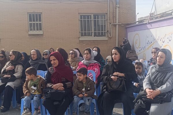 مراسم ولادت حضرت فاطمه زهرا (س) و روز مادر در دبیرستان مهر نیشابور