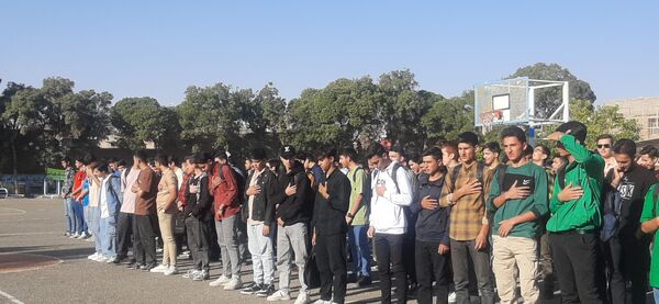 زنگ مهر در دبیرستان شاهد ابوذر غفاری نیشابور به صدا در آمد 