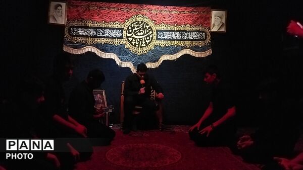 مراسم شب عاشورا در هیئت صراط الحسین (ع) 