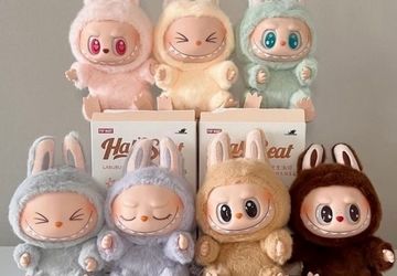 عروسک «لبوبو» زیر ذره‌بین خبرنگار پانا