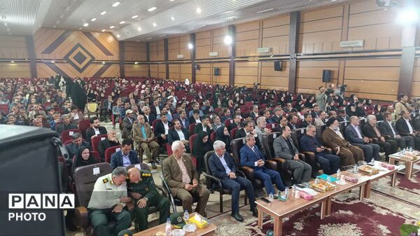 جشن روز معلم با حضور معاون پرورشی و فرهنگی وزیر آموزش و پرورش