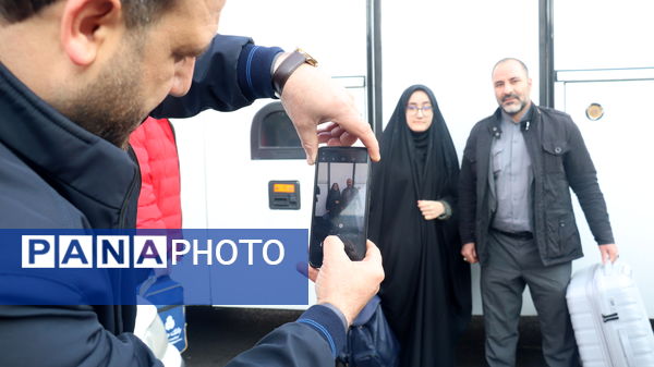 مراسم بدرقه کاروان عمره دانش‌آموزی آذربایجان شرقی