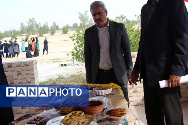 جشنواره غذا و صنایع دستی در اردوی تمشک دختران استان بوشهر