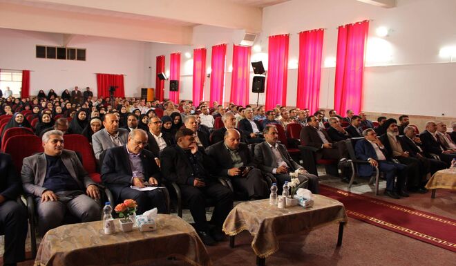 نشست هم‌اندیشی مدیران منطقه بهارستان یک با حضور مقام عالی وزارت آموزش‌وپرورش  