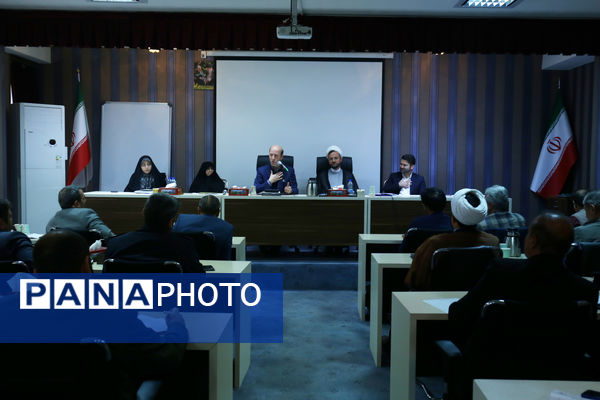 کارگاه تخصصی معاونان پرورشی و فرهنگی آذربایجان شرقی