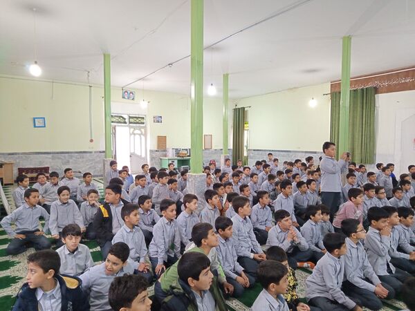 یلدا؛ بهانه‌ای برای همدلی و شادی در مدرسه برادران ابراهیمی‌نیا