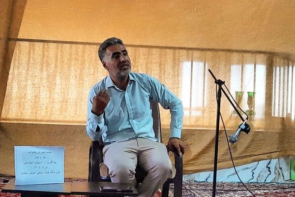 رابطه قوی با فرزند، مهم‌ترین سد در برابر آسیب‌های اجتماعی است