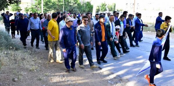  همایش پیاده‌روی خانوادگی در یاسوج  به‌مناسبت روز جهانی محیط زیست