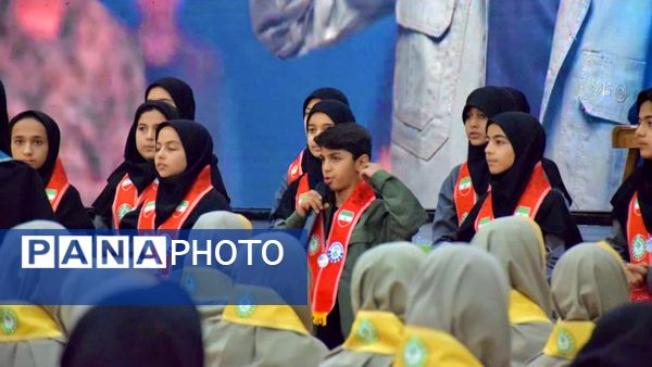 درخشش یاوران مقاومت، دختران انقلاب، در شهرستان شازند استان مرکزی