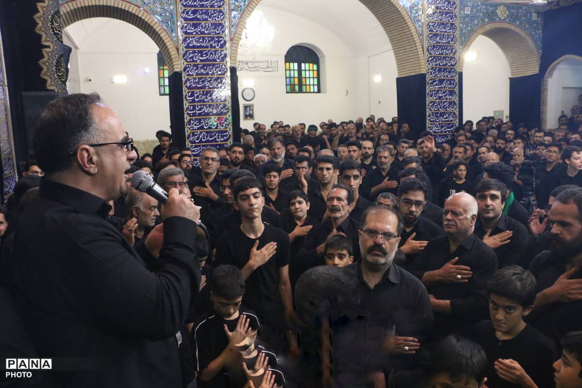 عزاداری هیئت مزرعه امحسن ده بالا در خانه امام حسینی یزد