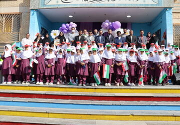 شکوفه‌های نوید بخش آینده روشن در مدرسه شهیدنساجان پاکدشت شکفتند