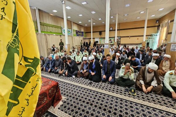 مراسم بزرگداشت شهدای مقاومت و نیروی انتظامی در شهرستان فاروج 