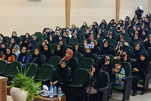 همایش دانش‌آموزی تربیت دینی و قرآنی در شیراز 