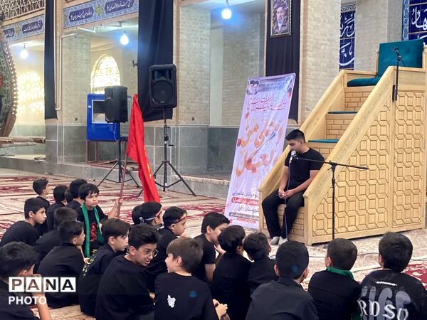 احلی من العسل؛ تجلی عشق نوجوانان به امام  حسین(ع)