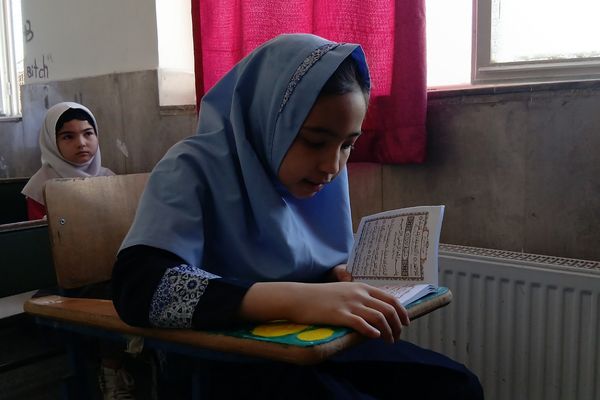 مسابقات قرآن، عترت و نماز دانش‌آموزان دختر منطقه کهریزک 