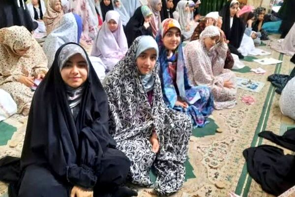  نوجوانان در اعتکاف مسجد امام حسین تهران