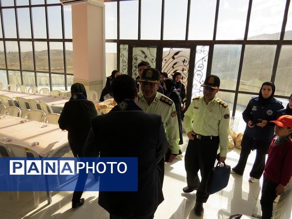 اردوی تمشک دختران بجنورد در اردوگاه شهید چمران 