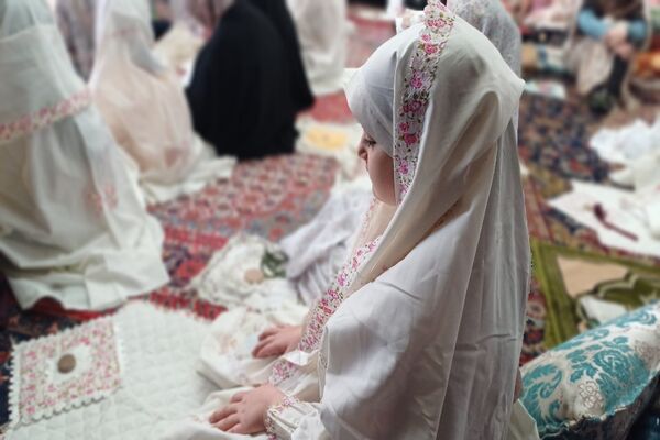 اولین روز  اعتکاف دختران شهرستان جاجرم 
