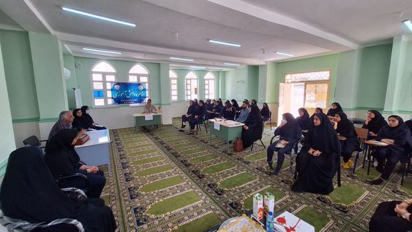 استقبال دانش‌آموزان پارسیان از مناظره‌های دانش‌آموزی