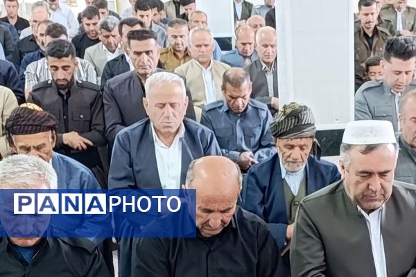 نماز عید سعید قربان در ثلاث باباجانی