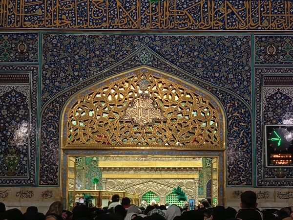 سفر به قلب خورشید هشتم