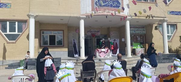جشن شکوفه‌ها در مدارس سملقان