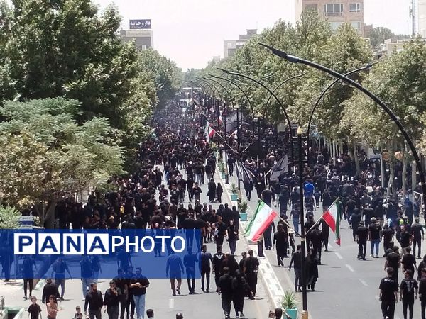 عزاداری روز عاشورا در کاشمر 