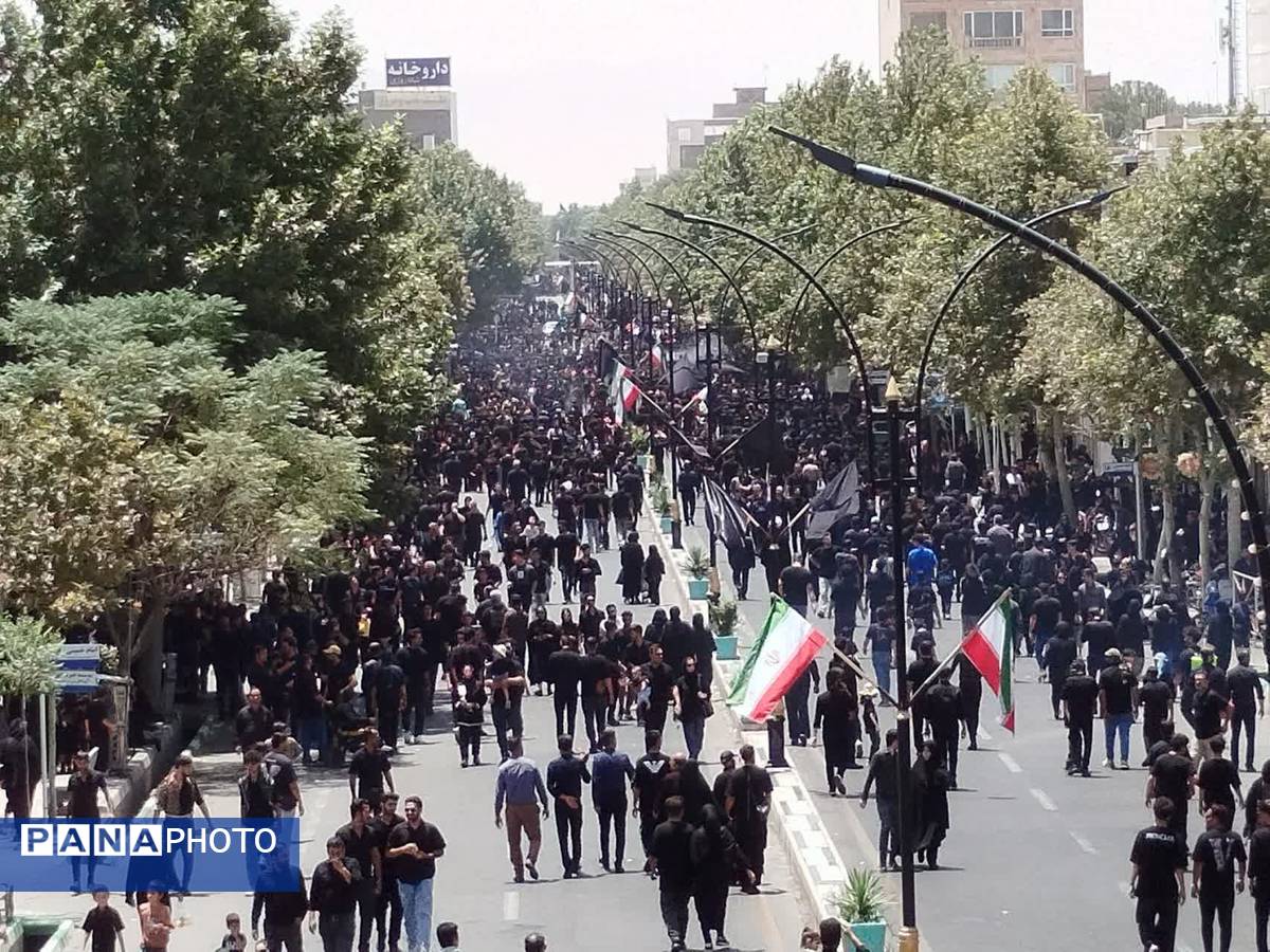 عزاداری روز عاشورا در کاشمر 