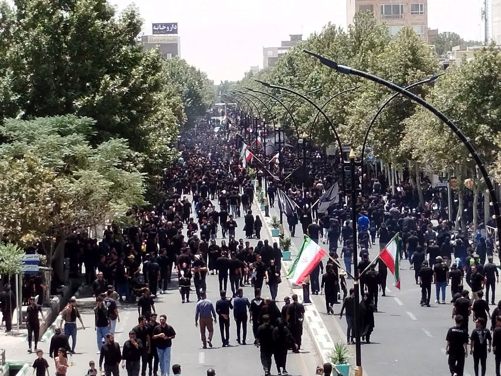 عزاداری روز عاشورا در کاشمر 