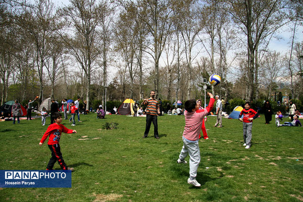 ۱۳ فروردین روز دوستی با طبیعت