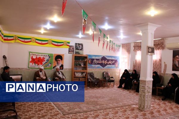 دیدار اقشار مختلف مردم با امام جمعه قاضی به مناسبت ۱۲ بهمن