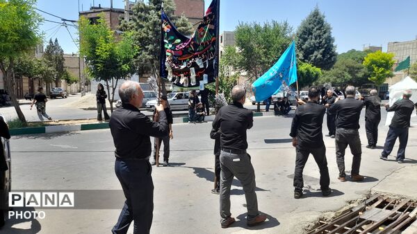 مراسم باشکوه عاشورای حسینی در مسجد امام جعفر صادق(ع)
